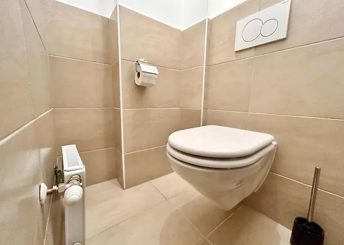 Spacious Stylish With Free Parking Διαμέρισμα *