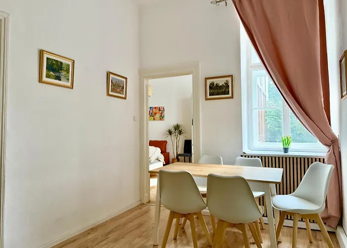 Spacious Stylish With Free Parking * Βιέννη